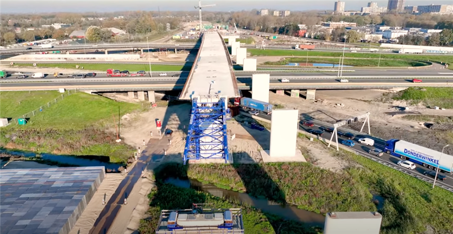 Bericht [video] Timelapse viaduct Terbregseplein bekijken